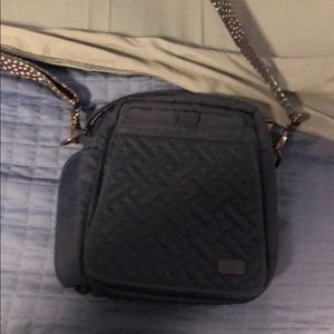 Crossbody purse